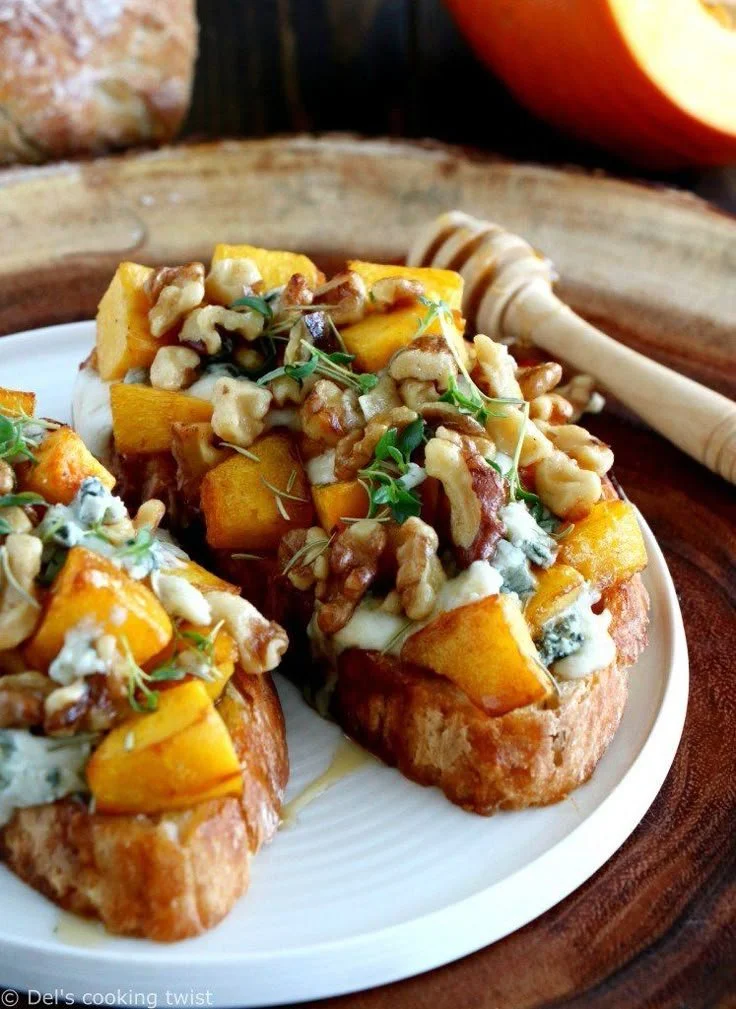 Tartine de potimarron, noix et Bleu d'Auvergne, un délice d'automne