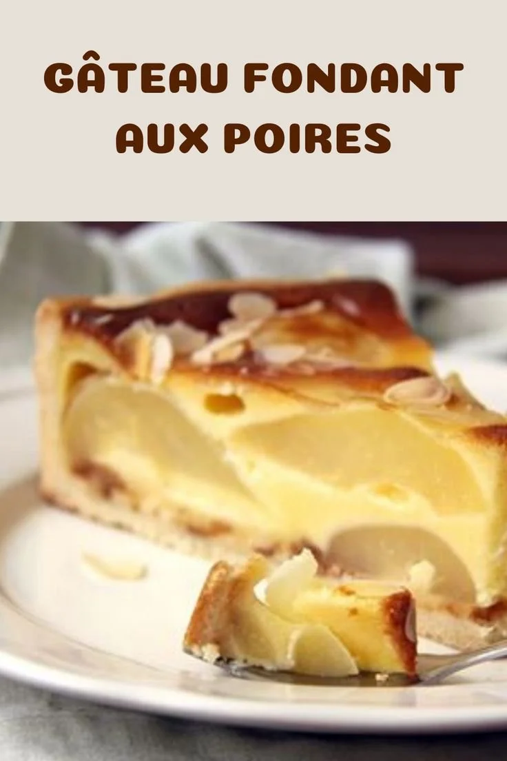 Gâteau aux poires fondant et moelleux, parfait pour les amateurs de desserts fruités.