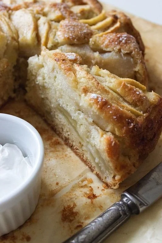 Recette de gâteau aux pommes moelleux à l'automne