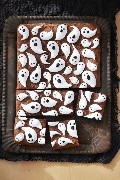5 desserts horriblement mignons pour Halloween avec visuels appétissants et créatifs.